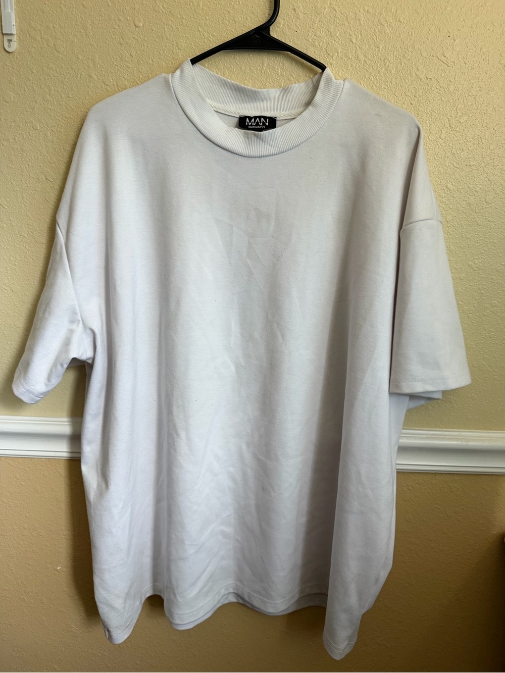 Boohoo White Short Sleeve Crewneck Tee for Men